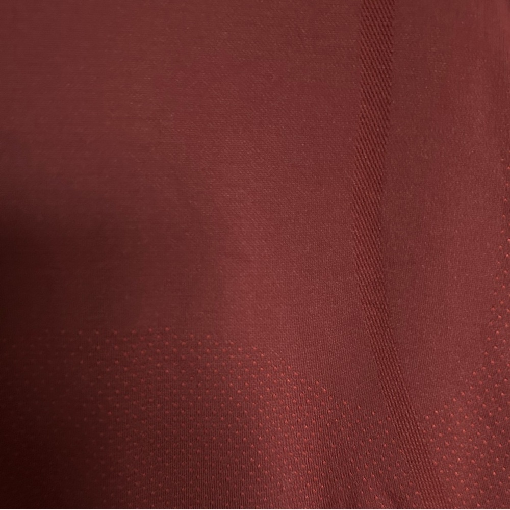 Lululemon Sleeveless Cropped Tank - Picture 3 of 4